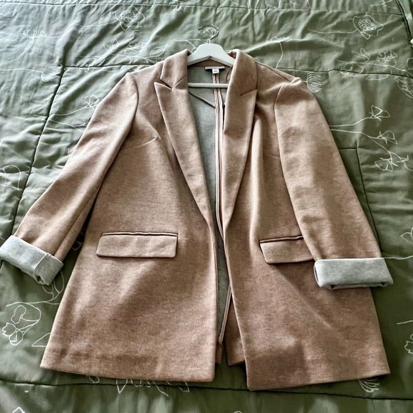 TopShop Soft Blush Colored Blazer (sweater material) - Picture 1 of 3